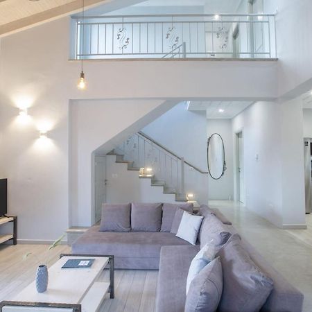 Panoutsis Villa - Sivros Lefkada Екстер'єр фото