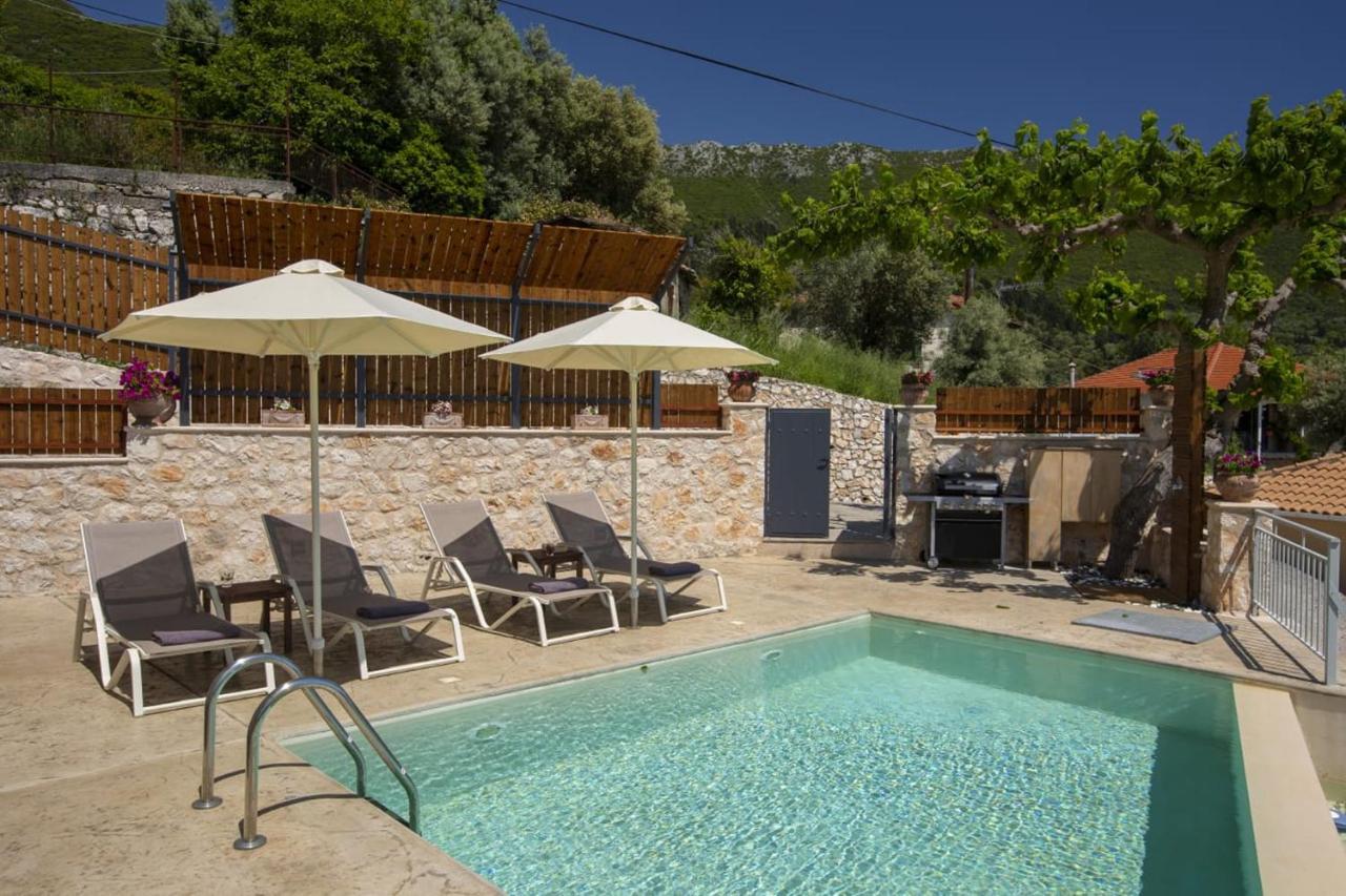 Panoutsis Villa - Sivros Lefkada Екстер'єр фото