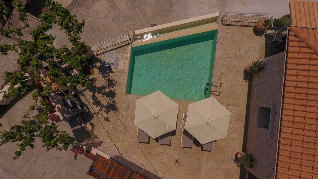 Panoutsis Villa - Sivros Lefkada Екстер'єр фото