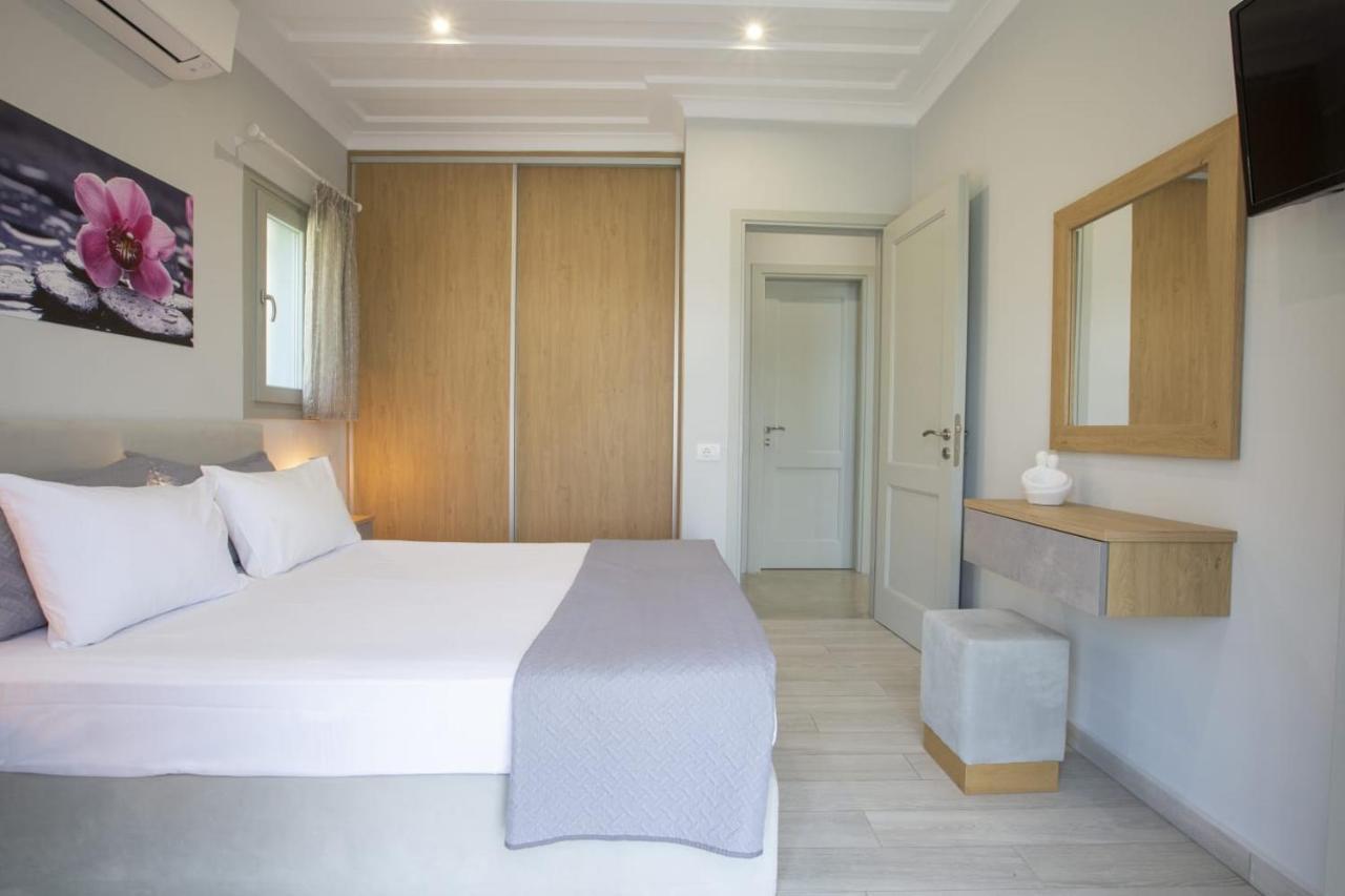 Panoutsis Villa - Sivros Lefkada Екстер'єр фото