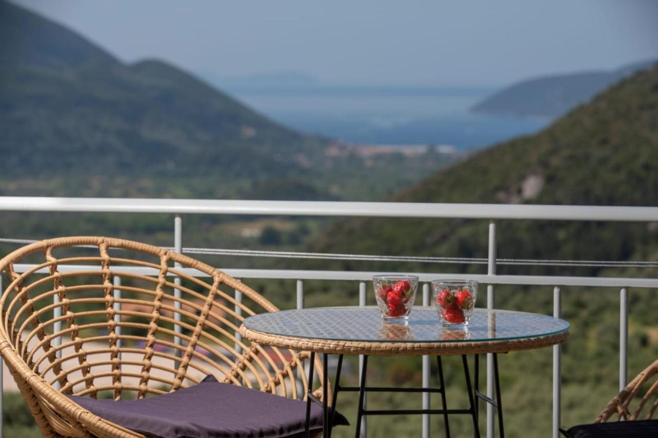 Panoutsis Villa - Sivros Lefkada Екстер'єр фото