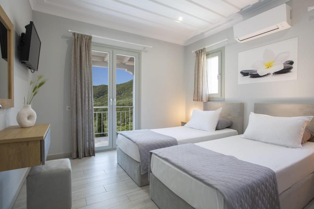 Panoutsis Villa - Sivros Lefkada Екстер'єр фото